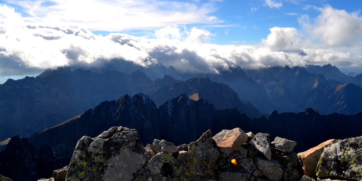 Pohľad na Vysok&eacute; Tatry smerom na z&aacute;pad